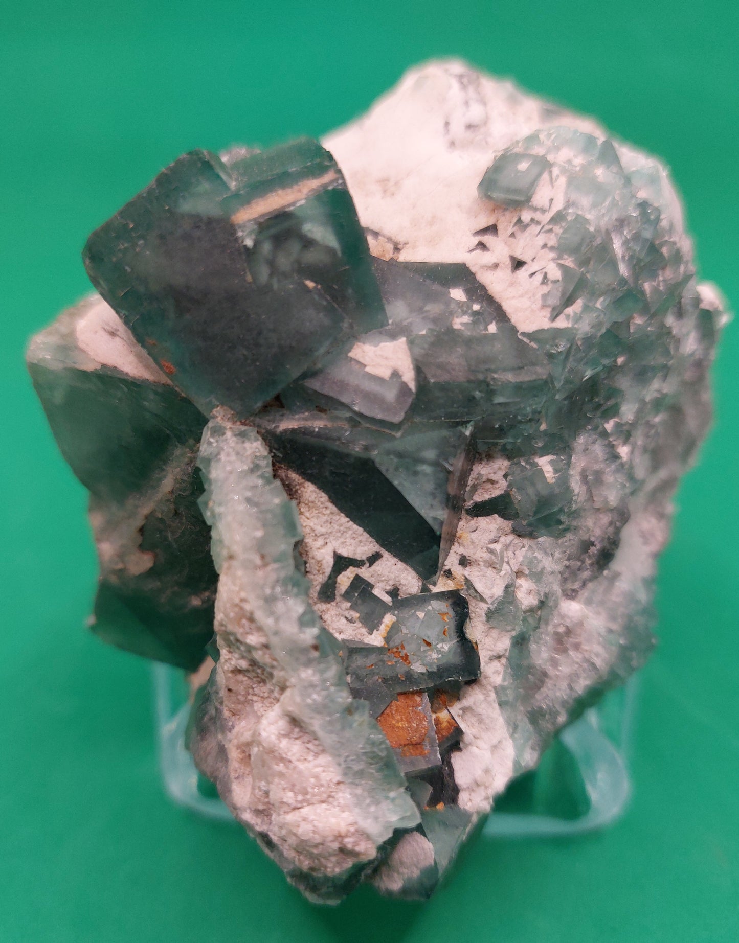 Fluorite cluster