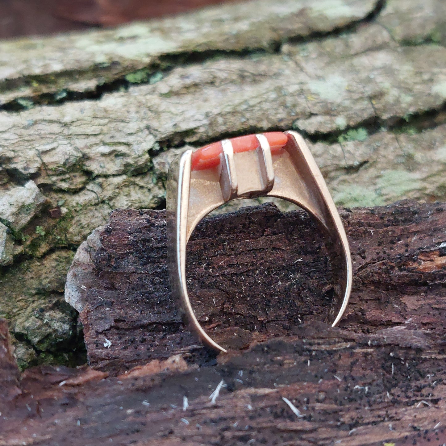 Vintage 14 karat guldring med koral