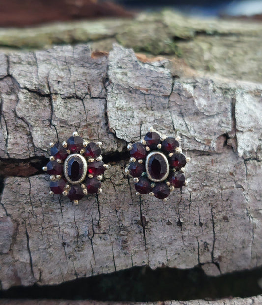 Vintage ørestikker m/granater