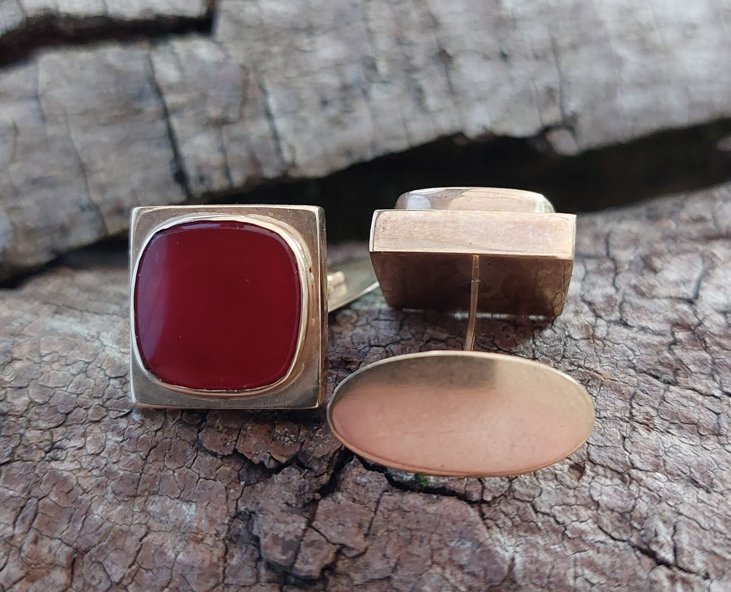 Vintage manchetknapper i 14 karat guld med karneol