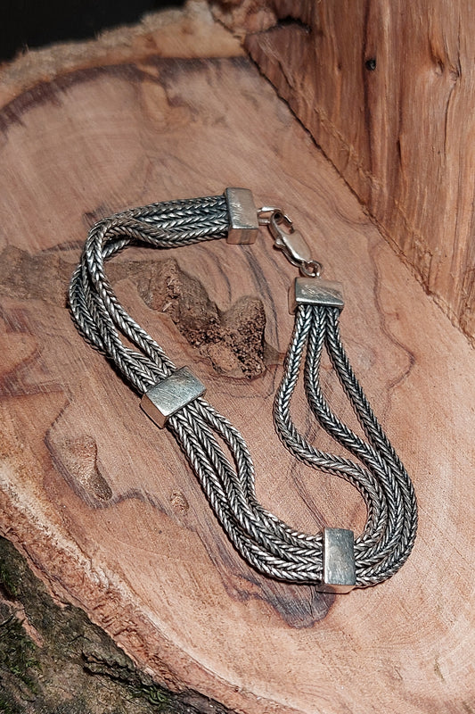 Kraftigt vintage armbånd i sterling sølv