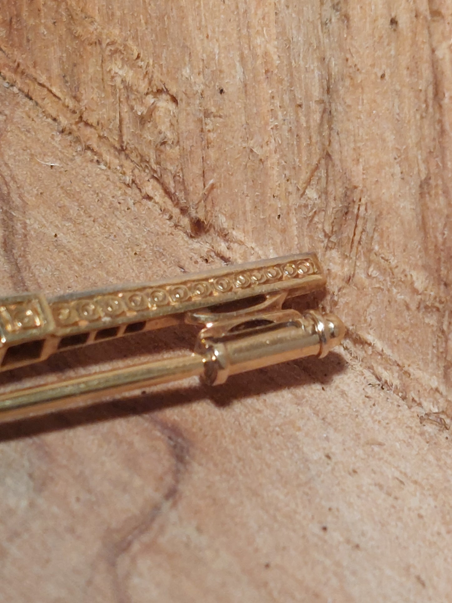 Elegant antik Art Deco guldbroche 18 K med diamanter og perler