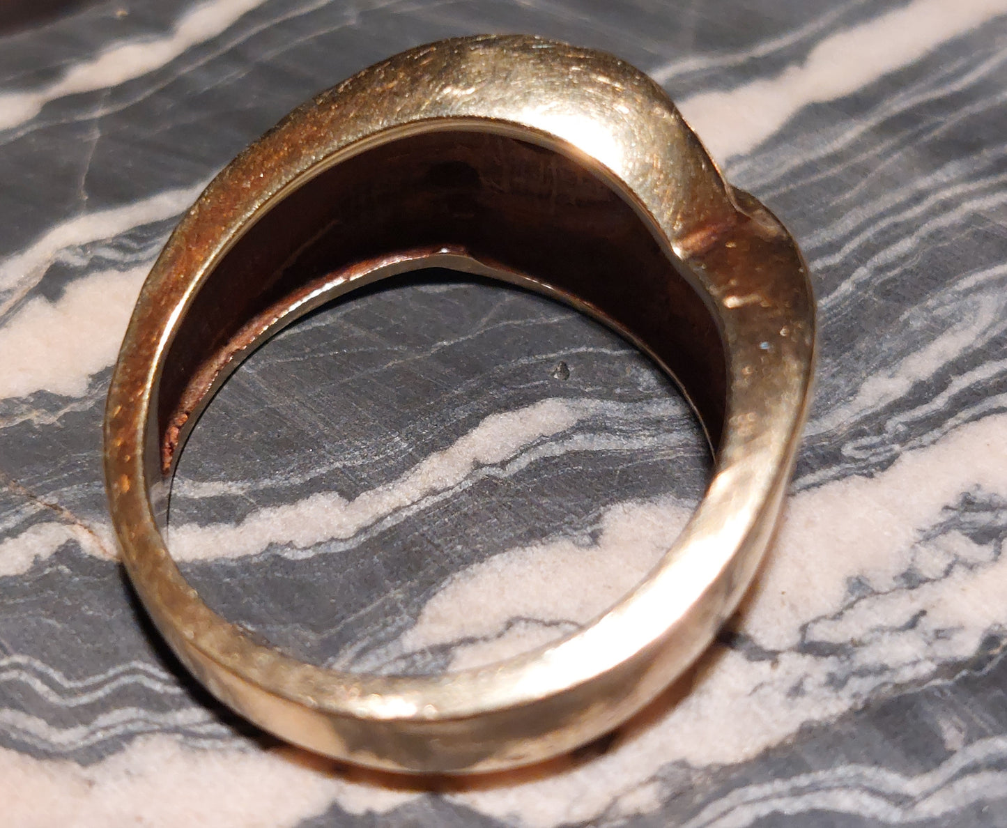 Kraftig unika vintage 14 karat guldring m/rubin og brillant