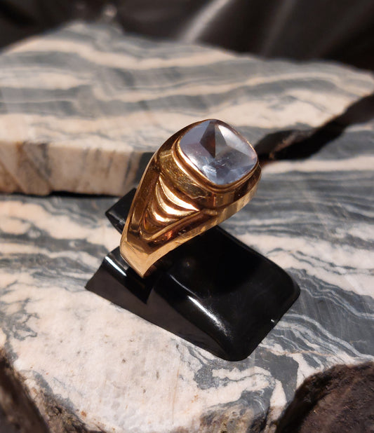 Vintage 18 karat guldring med akvamarin