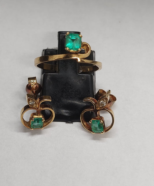 Vintage smykkesæt i 18 karat guld med smaragd og brillant