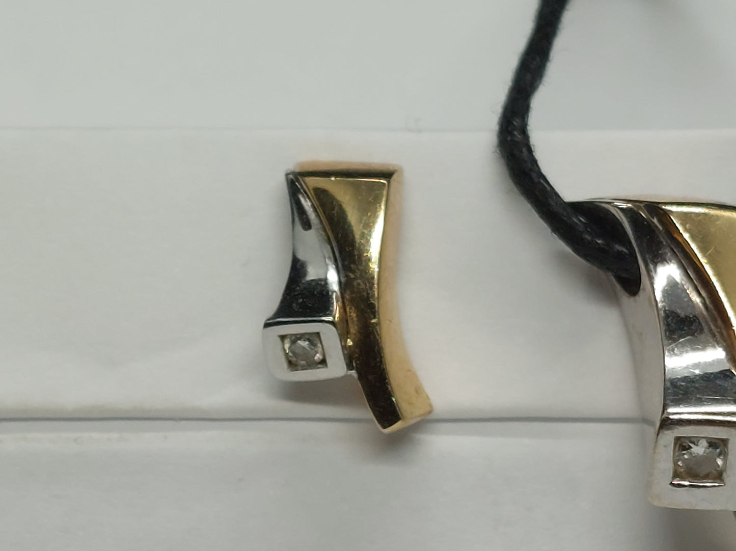 Vintage smykkesæt i 14 karat guld/hvidguld med brillant.