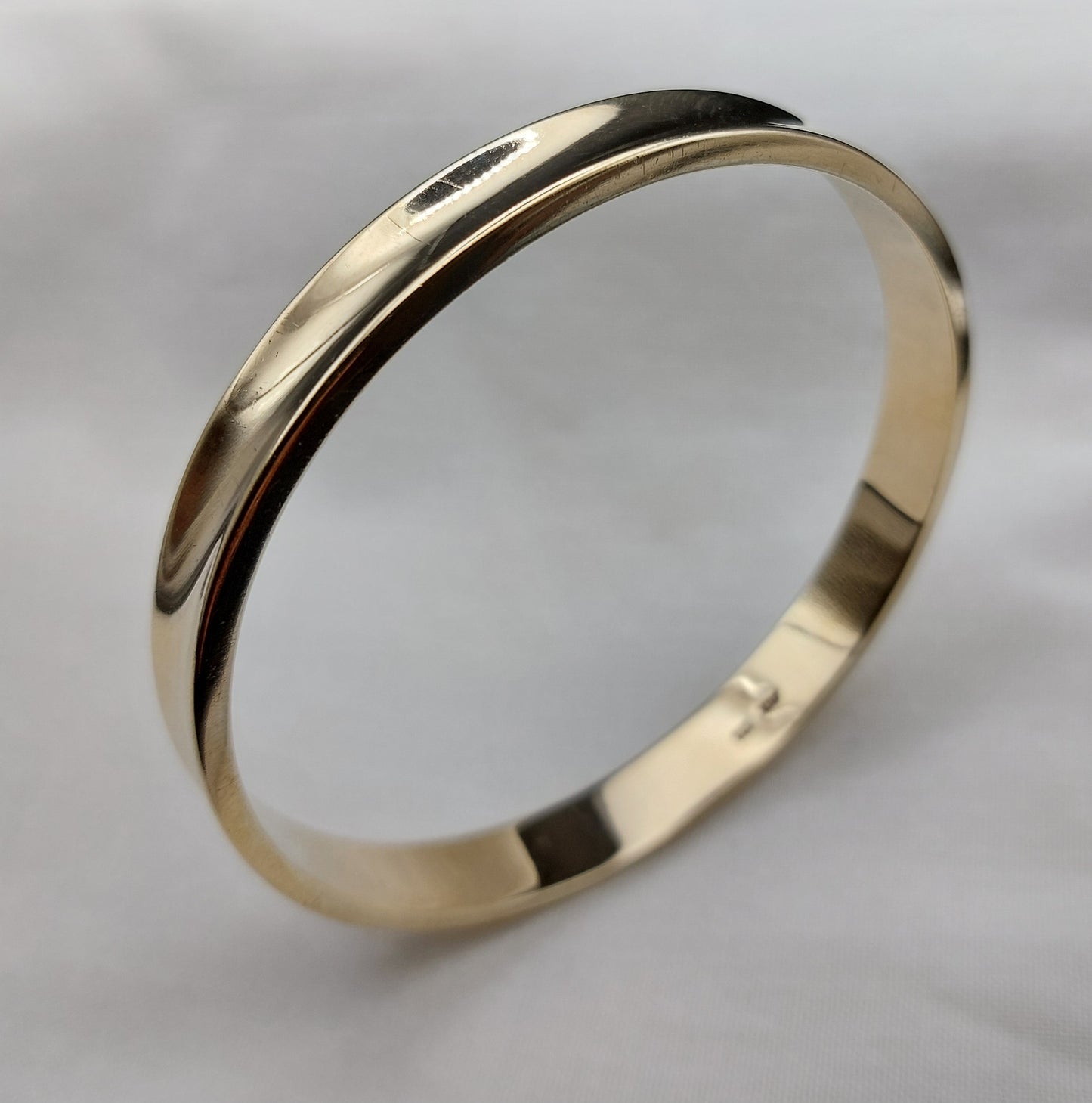 Vintage armring i 8 karat guld