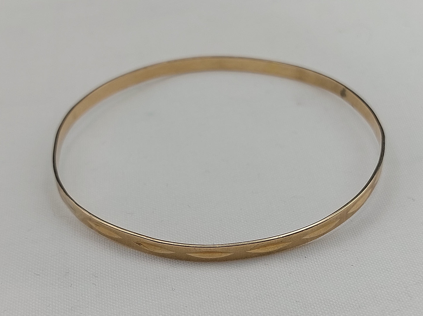 Vintage 14 karat armring med mønster