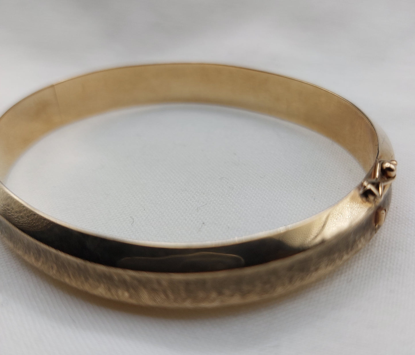Enkel vintage 8 karat guldarmring