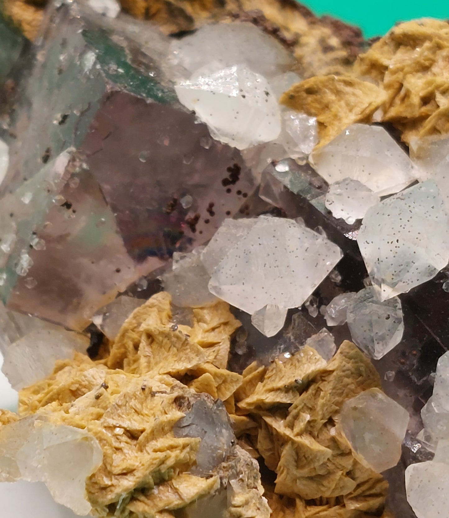 Fluorit m/ kvarts og dolimit ... Fluorite, quartz and dolomite