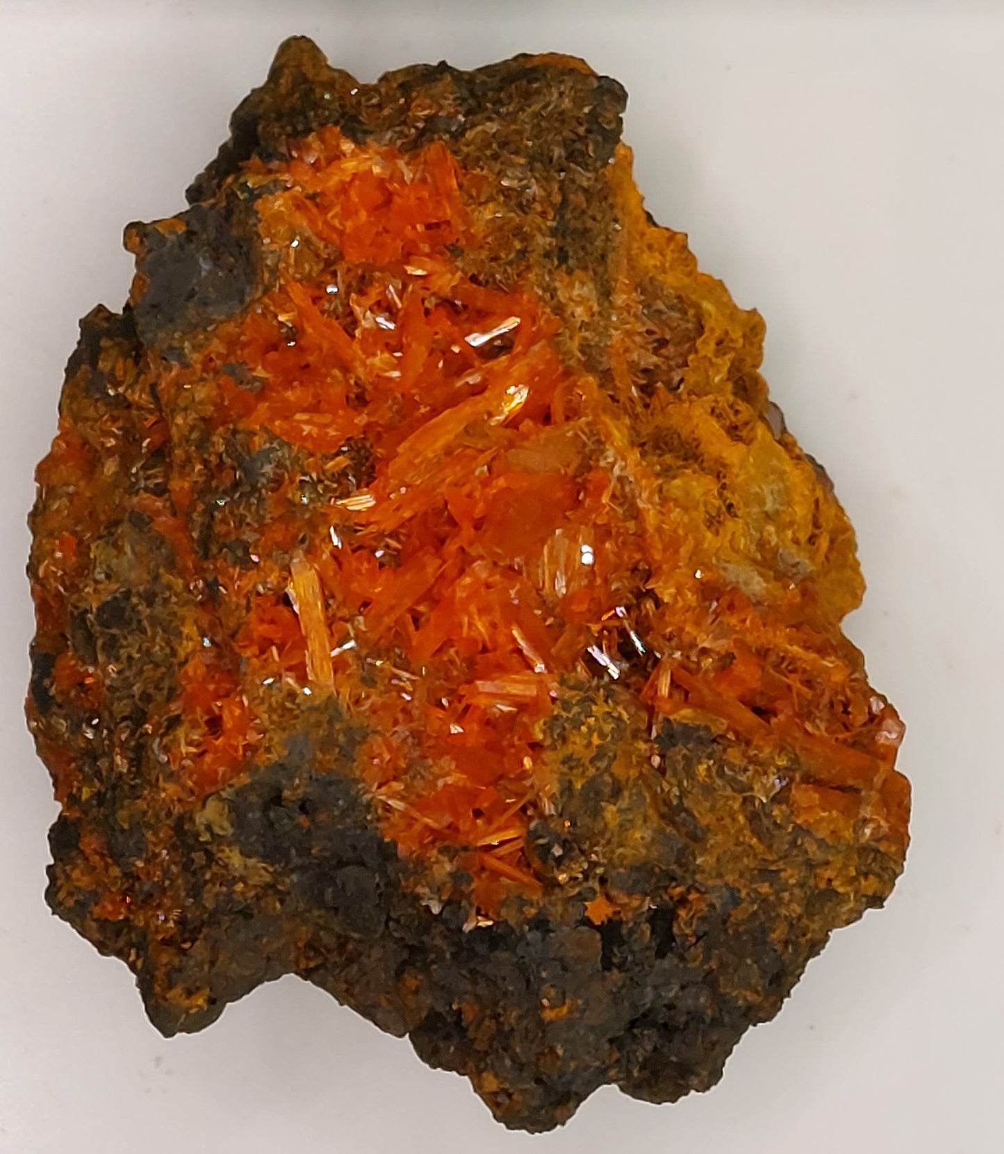 Crocoit ... Crocoite/red-lead ore