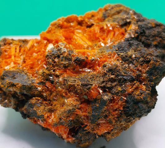 Crocoit ... Crocoite/red-lead ore