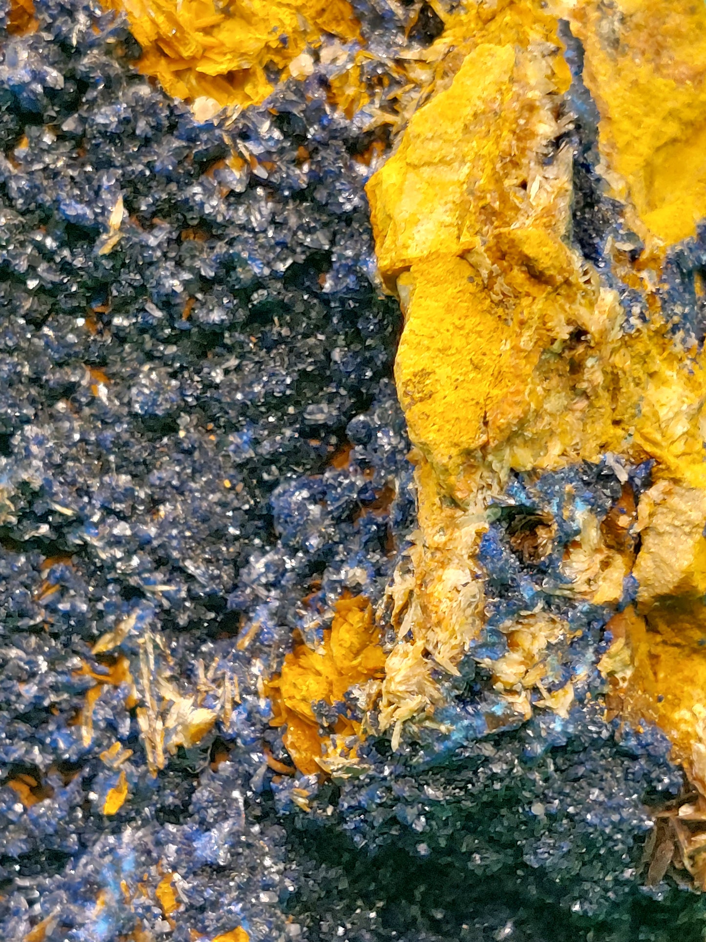Azurite m/Malachite