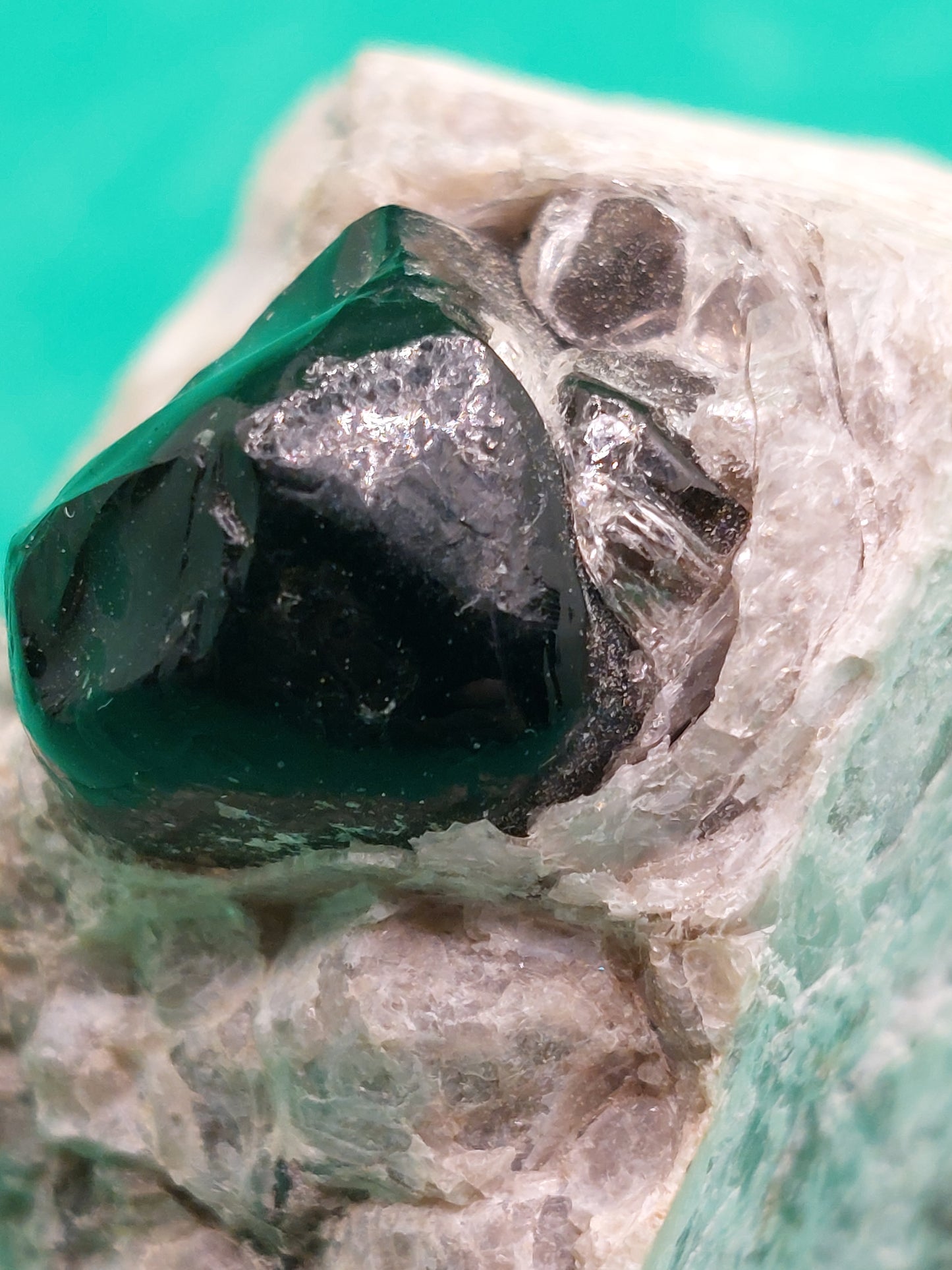 Zircon i matrix