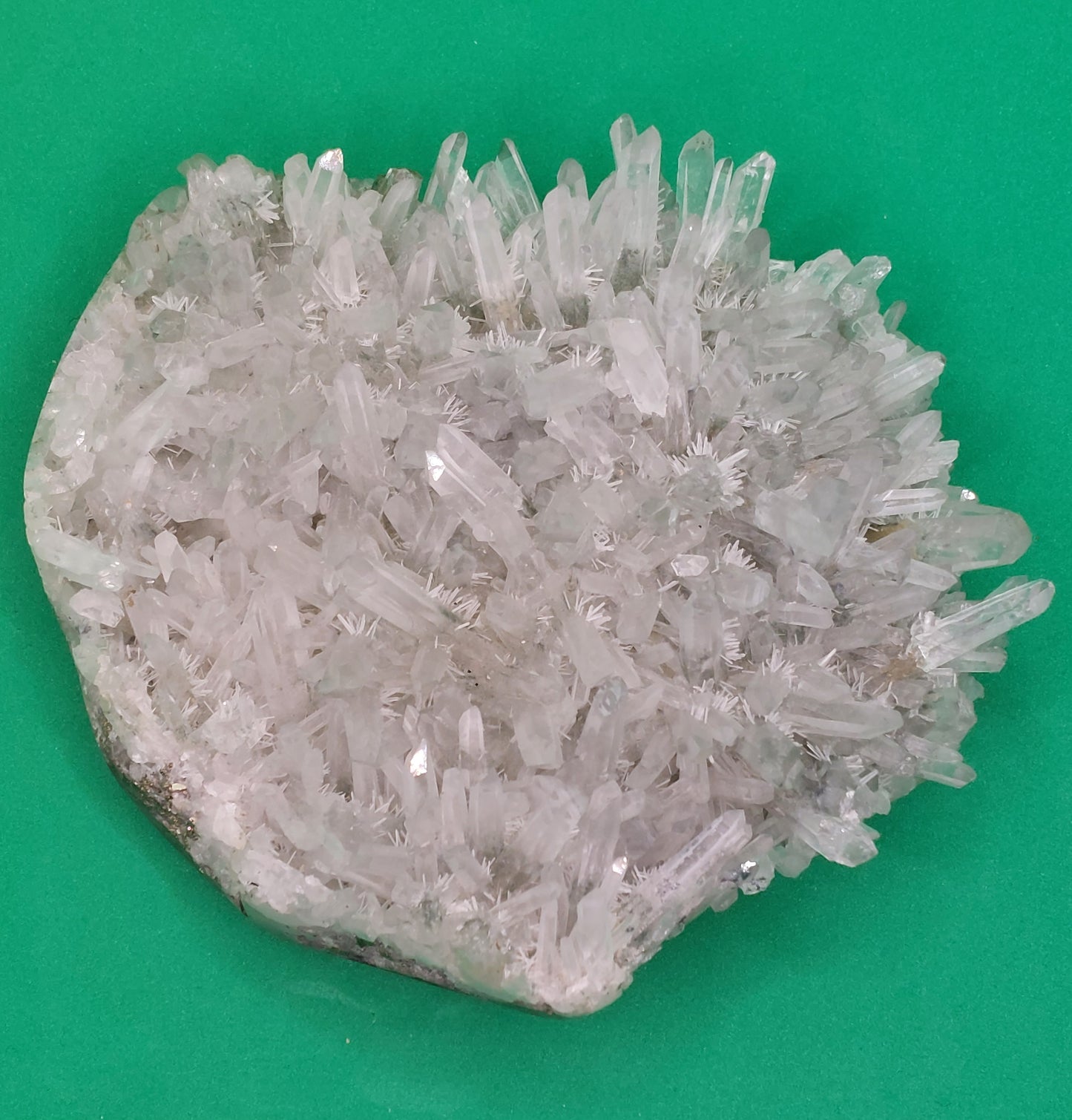 Quartz, Chlorite and Pyrite ... cluster