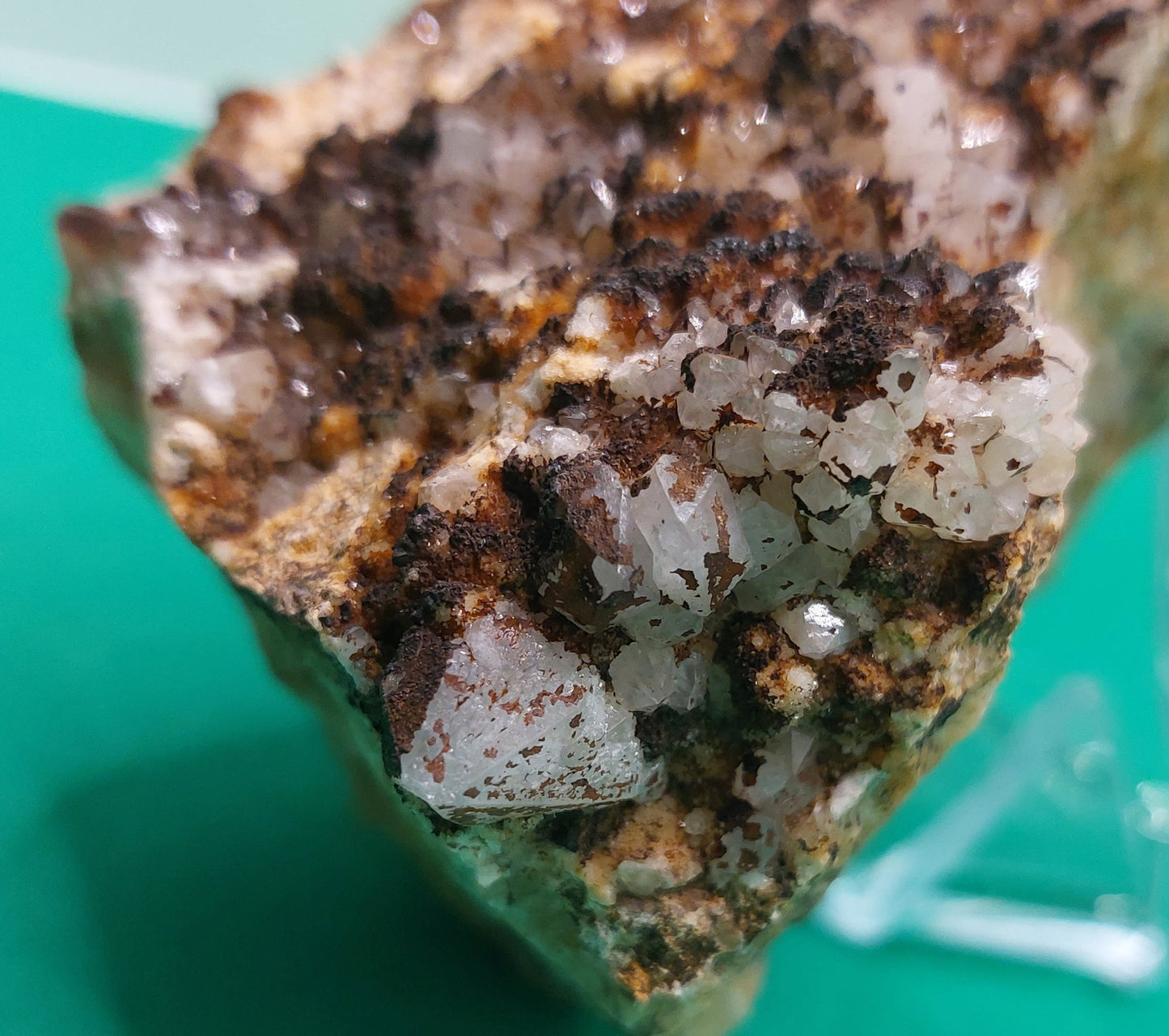 Quartz cluster