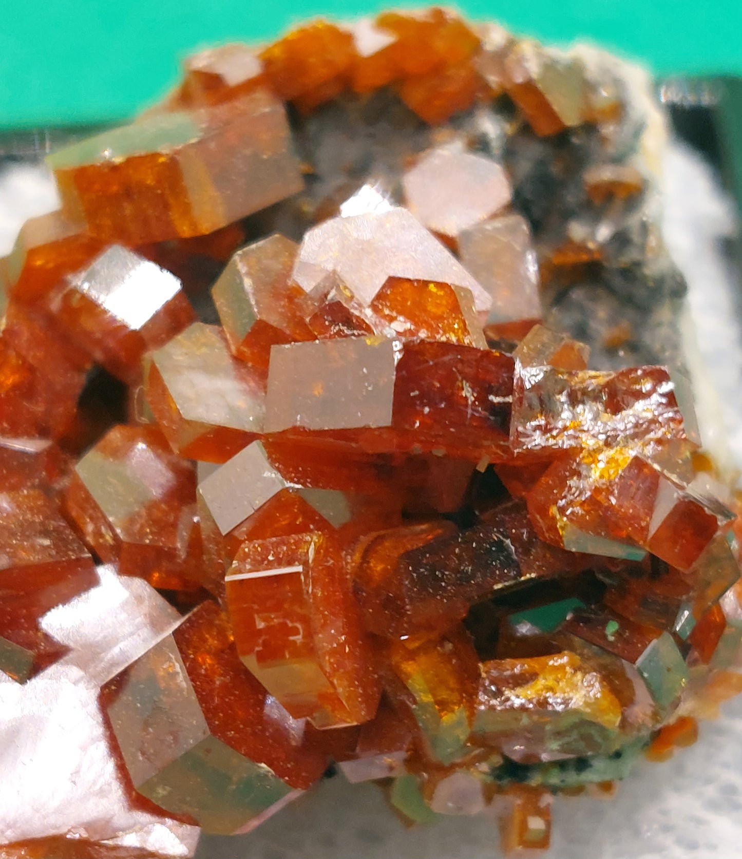 Vanadinite "thumbnail" - 1