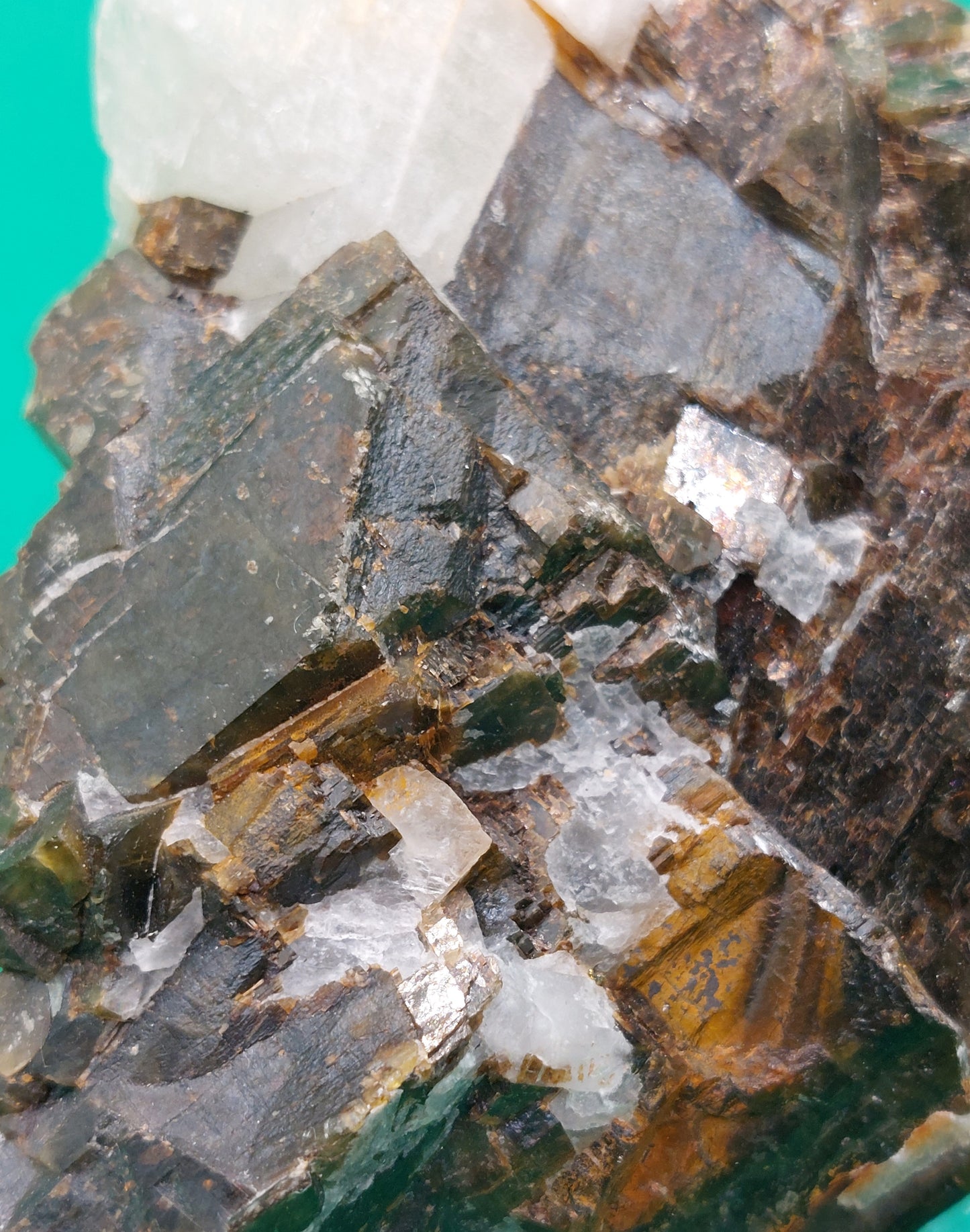 Kryolite in Jernspat/siderite