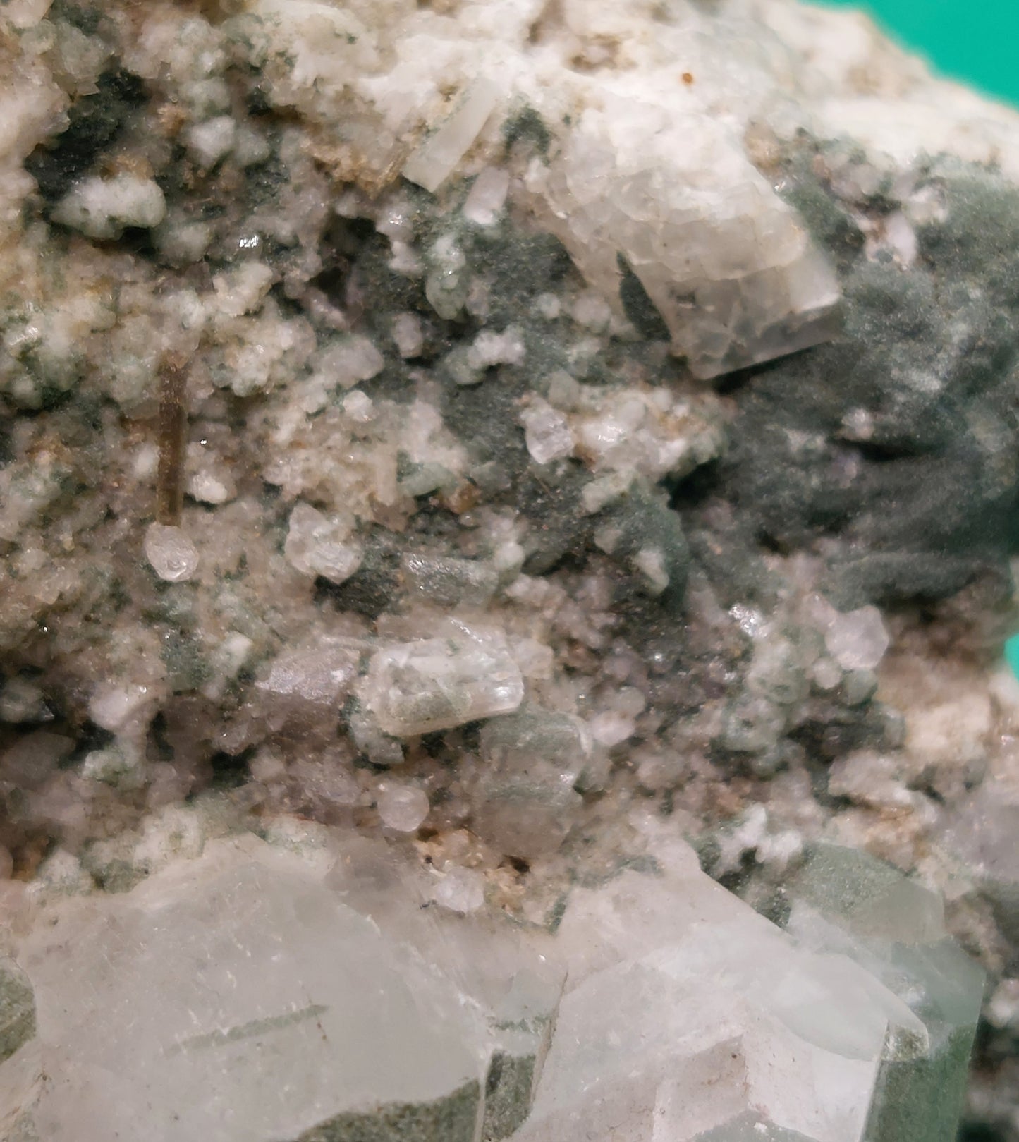 Chlorite, Desmin and Adullar