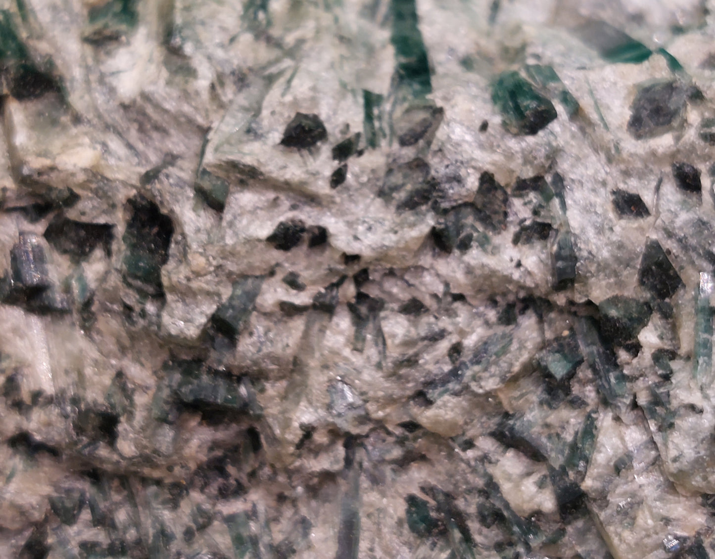 Actinolite i Talc