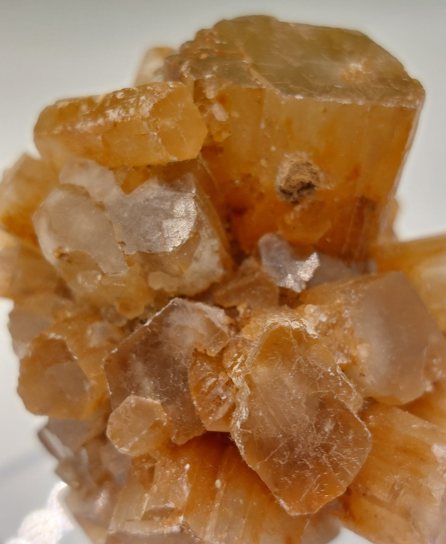Aragonite specimen