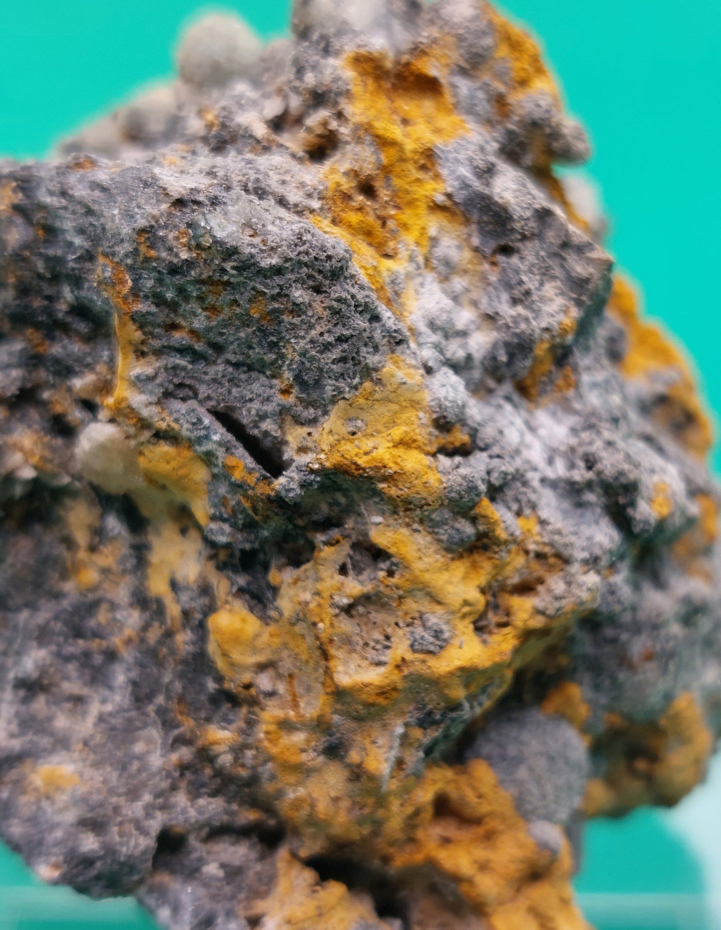 Wavellite in matrix