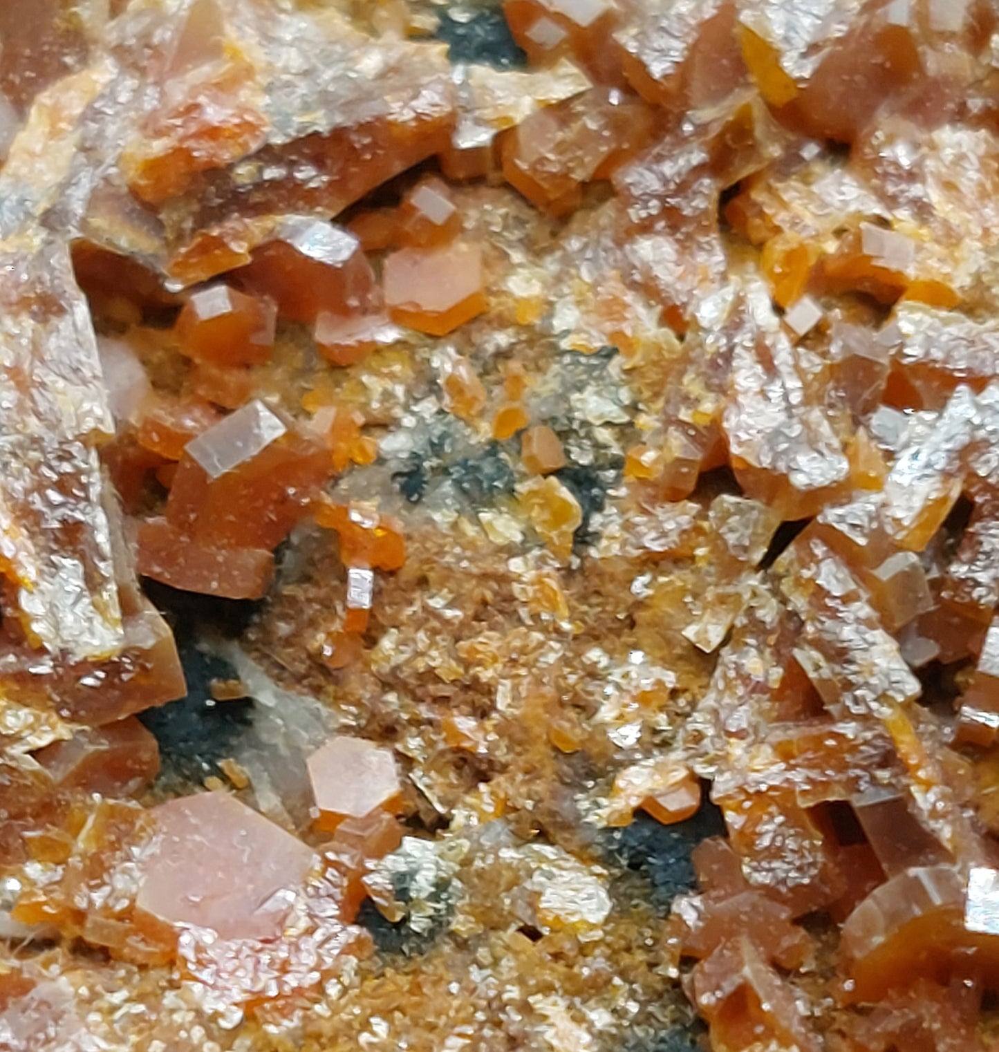 Vanadinite in matrix