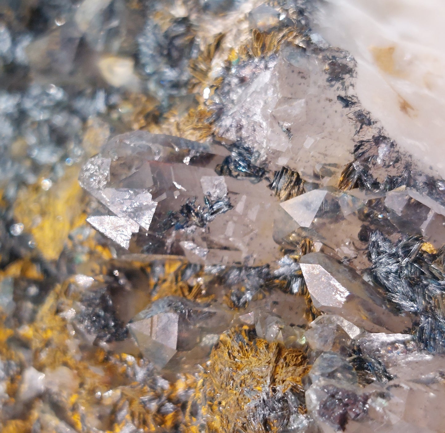 Galenite on Quartz