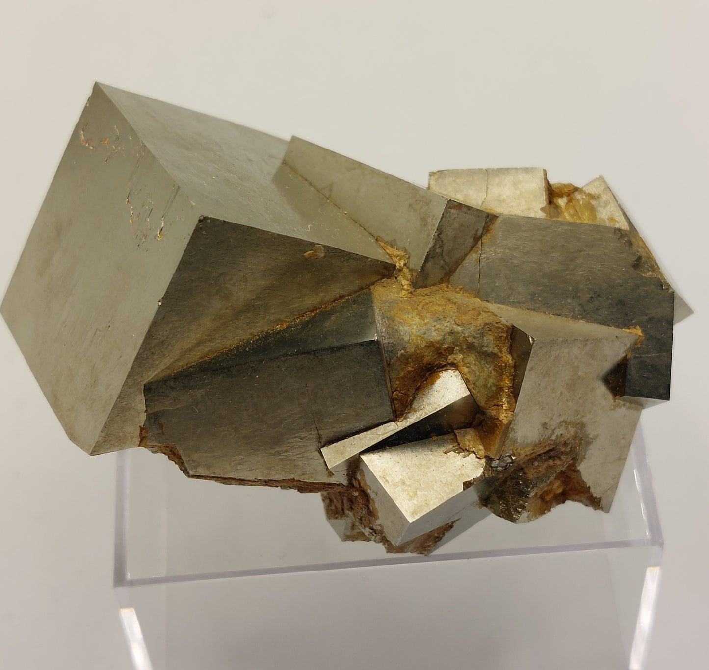 Pyrite specimen cluster