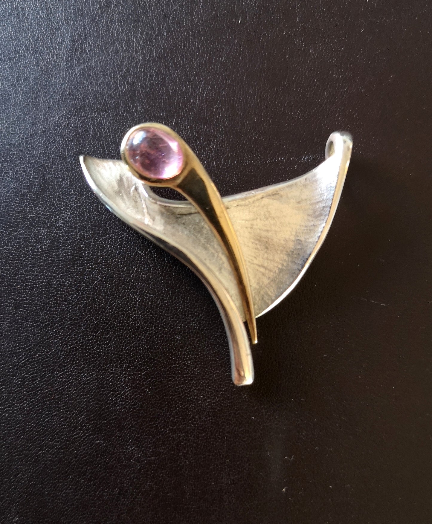 Unika vedhæng med pink turmalin