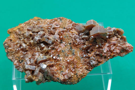 Vanadinite in matrix