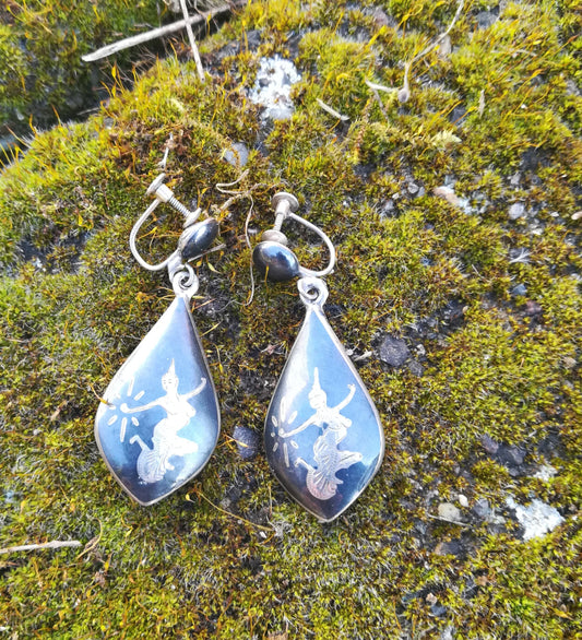 Øreringe i Siamsølv