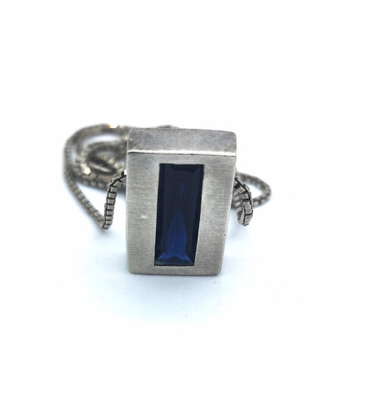 Vintage sølvhalssmykke med blå sten