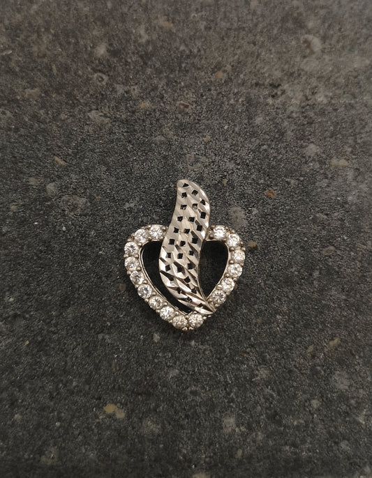 Vintage sølvhjerte med slibninger