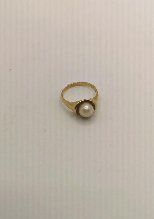 Enkel guldring med perle